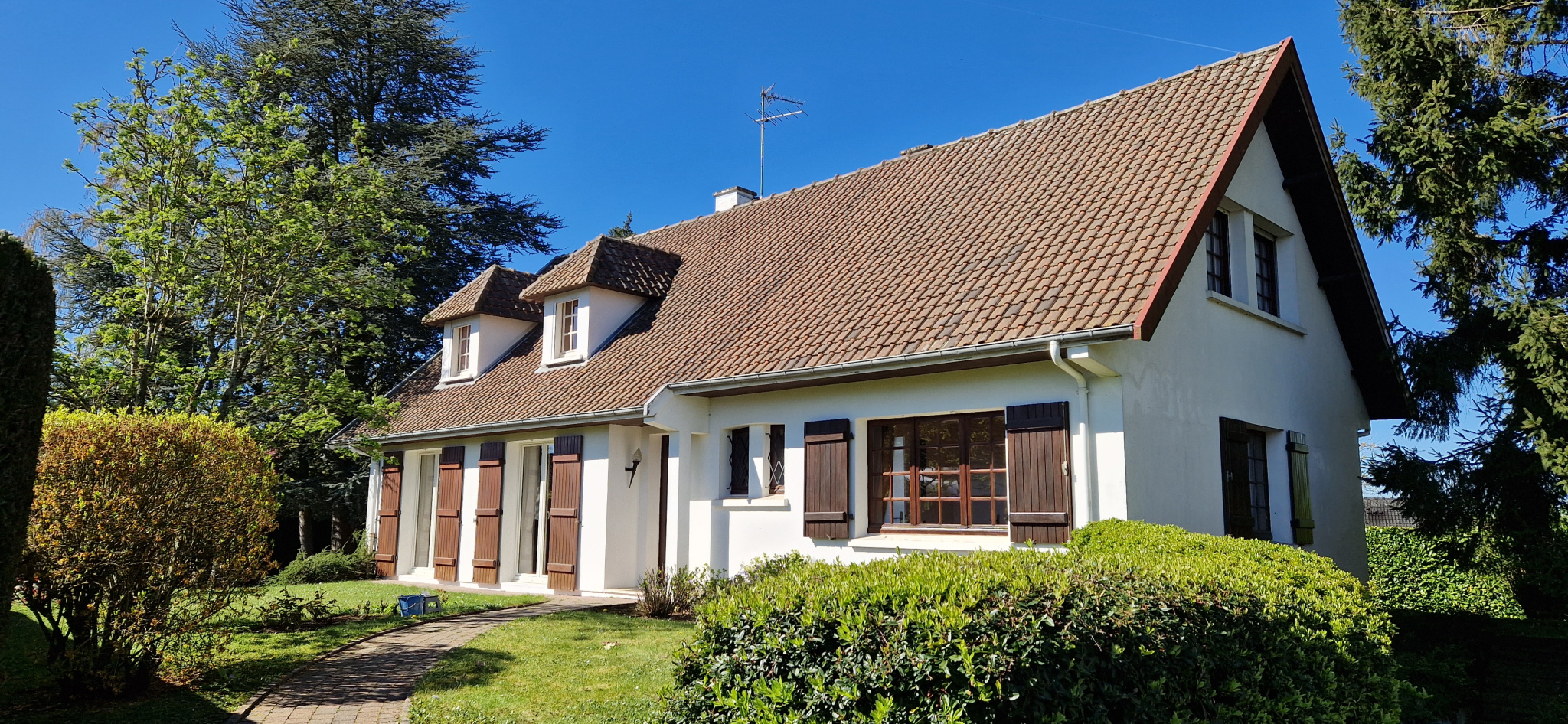 Maison en viager occupée - 144 m2 sur sous-sol complet - Sains-en-Amiénois
